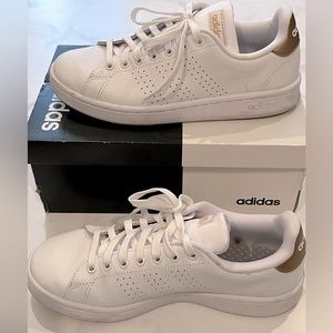 Adidas Advantage sneakers